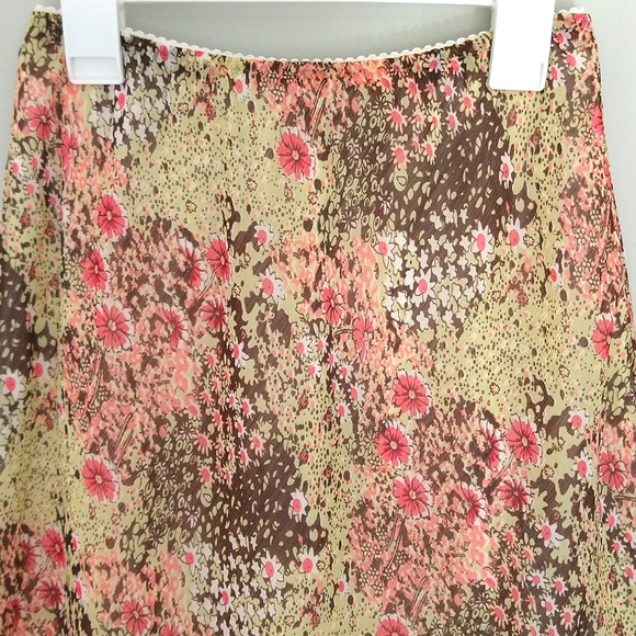 Kim Rogers Petite 90s Y2K Brown, Pale Green, & Pink Ruffle Midi Skirt - Picture 4 of 8